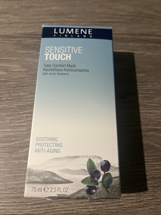 Lumene Other - Lumene 💜 Sensitive Touch Total Comfort Mask with Arctic Blueberry